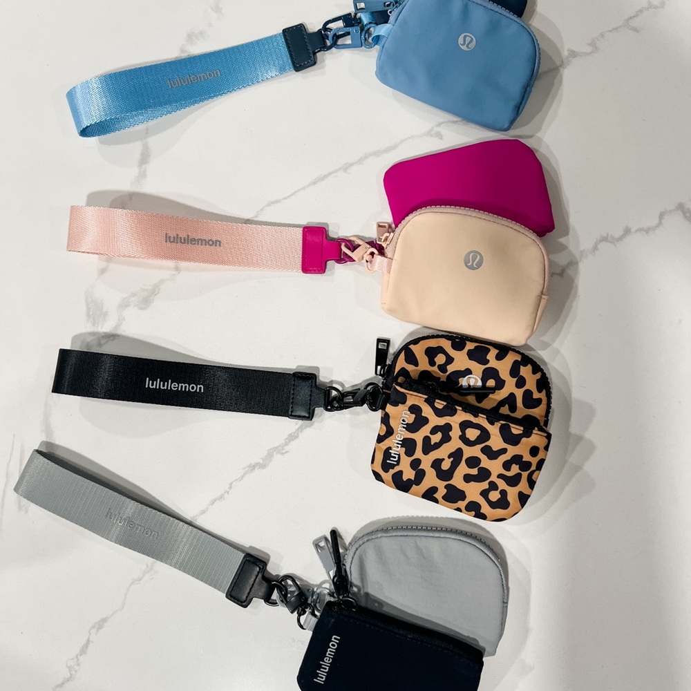 lululemon athletica Kids women’s wristlet Set - Leopard